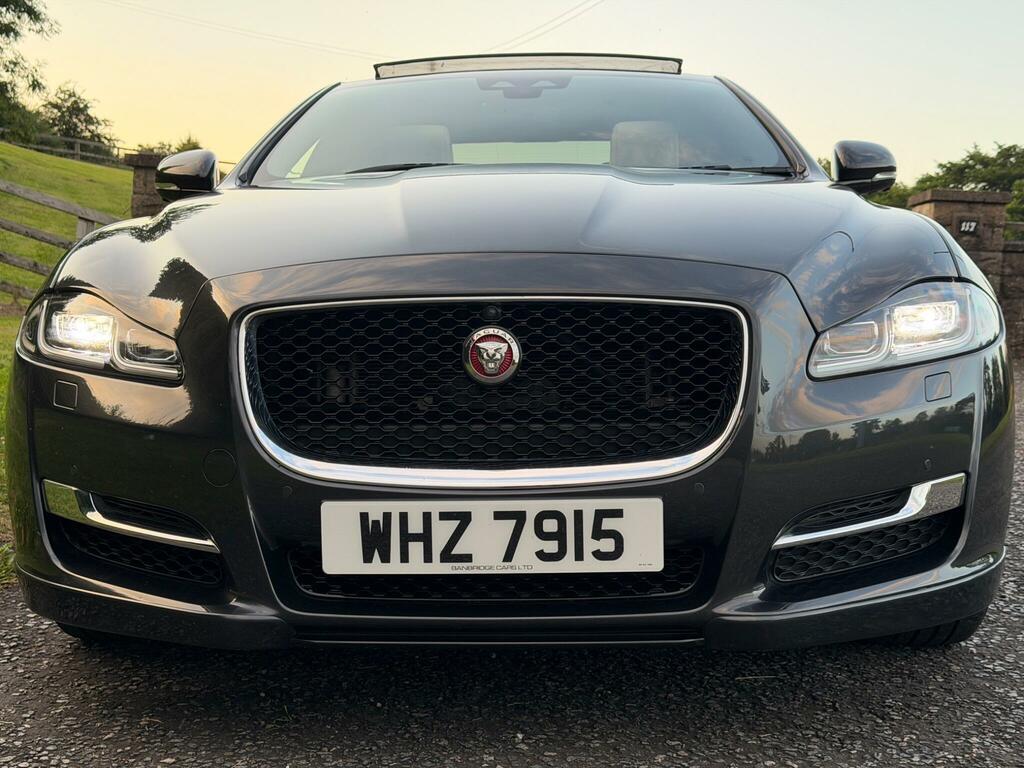 Jaguar XJ 3.0D V6 R-sport Euro 6 Ss Grey #3