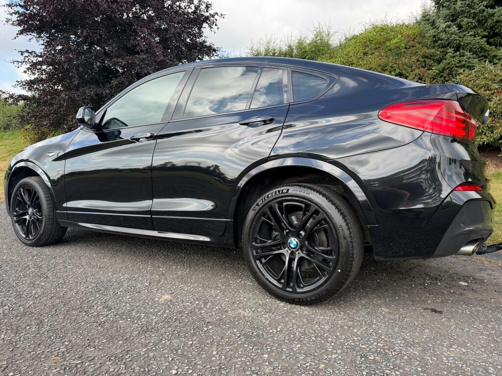 BMW X4 M M Sport Black #5