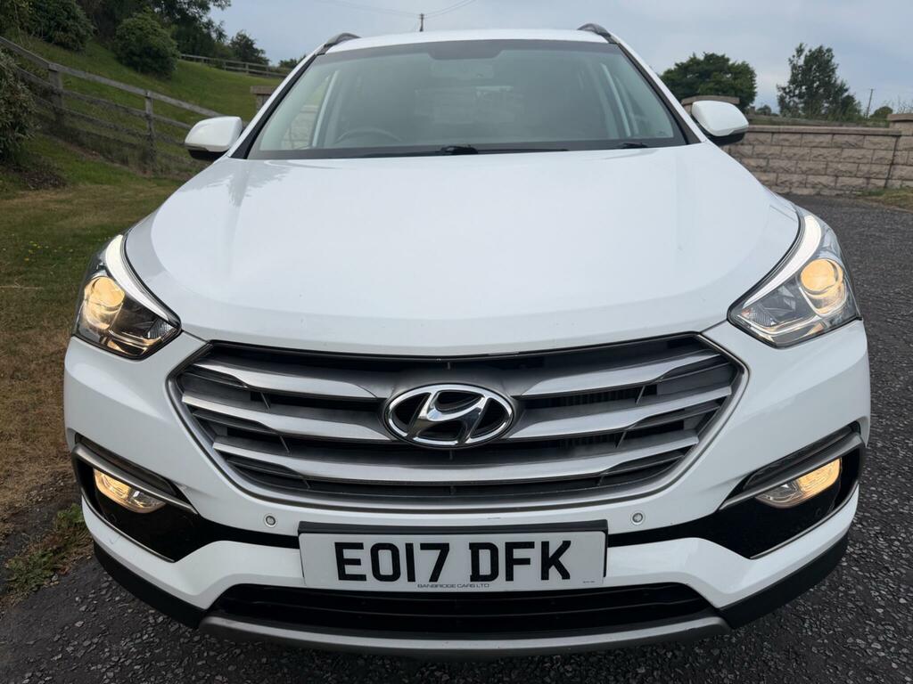 Hyundai Santa Fe Premium White #2