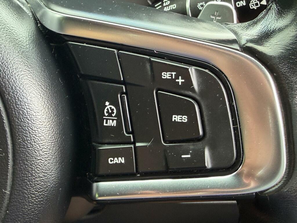 Jaguar F-Pace 2.0D R-sport Awd  #21