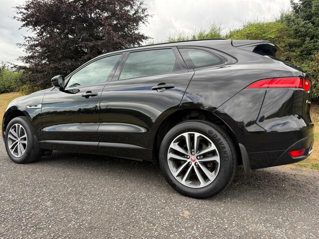 Jaguar F-Pace R-sport Black #5