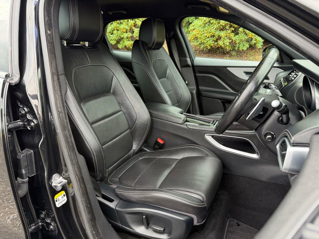 Jaguar F-Pace 2.0D R-sport Awd  #13