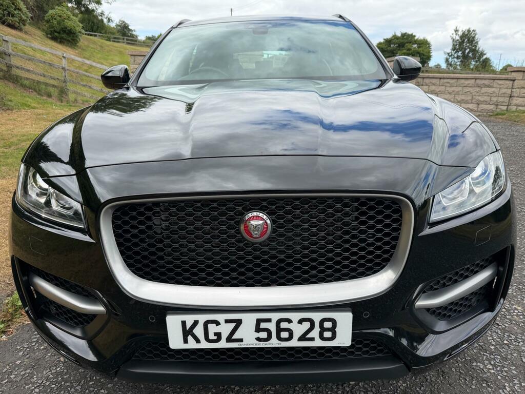Jaguar F-Pace R-sport Black #2