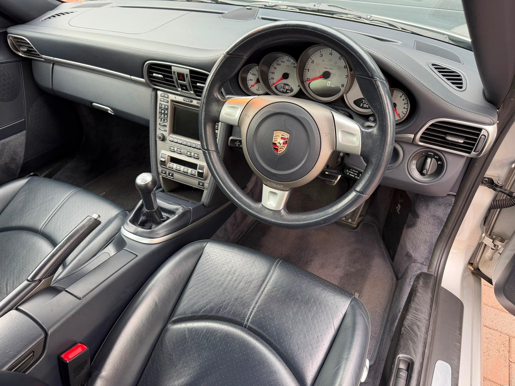 Porsche 911 C4 Cabriolet Rare Deposit Taken 61000 Miles #13