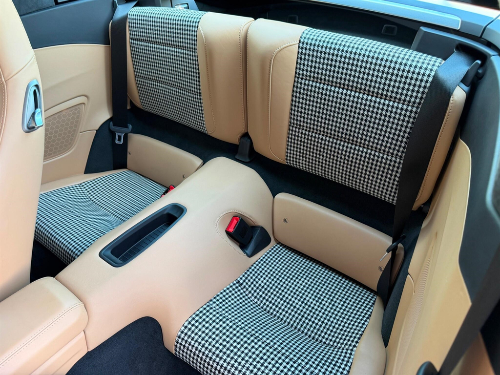 Porsche 911 Automatic Black #31