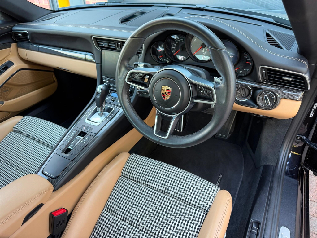 Porsche 911 Automatic Black #12