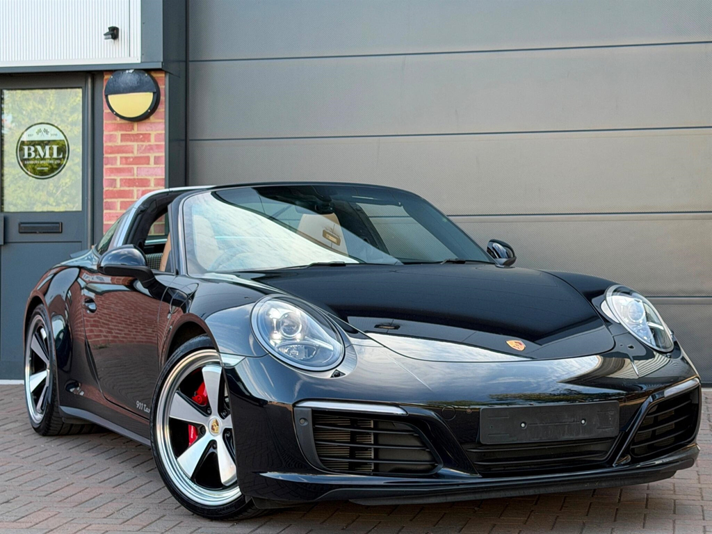 Porsche 911 Automatic Black #4