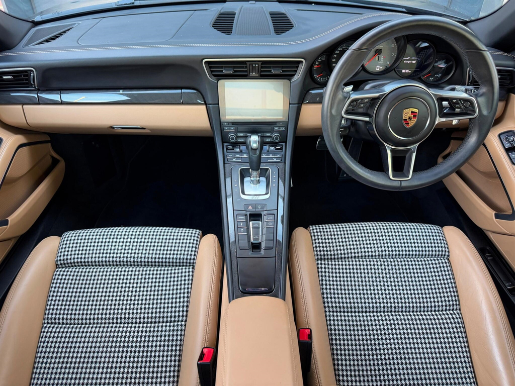 Porsche 911 Automatic Black #11