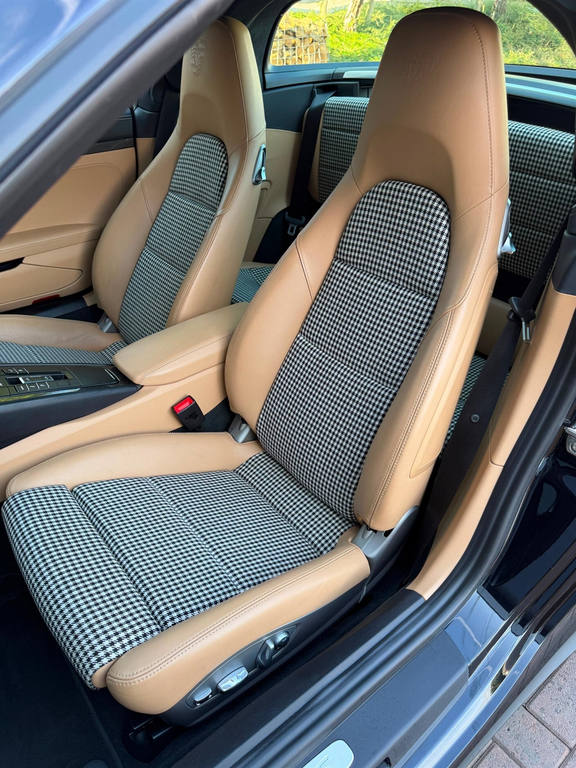 Porsche 911 Automatic Black #29