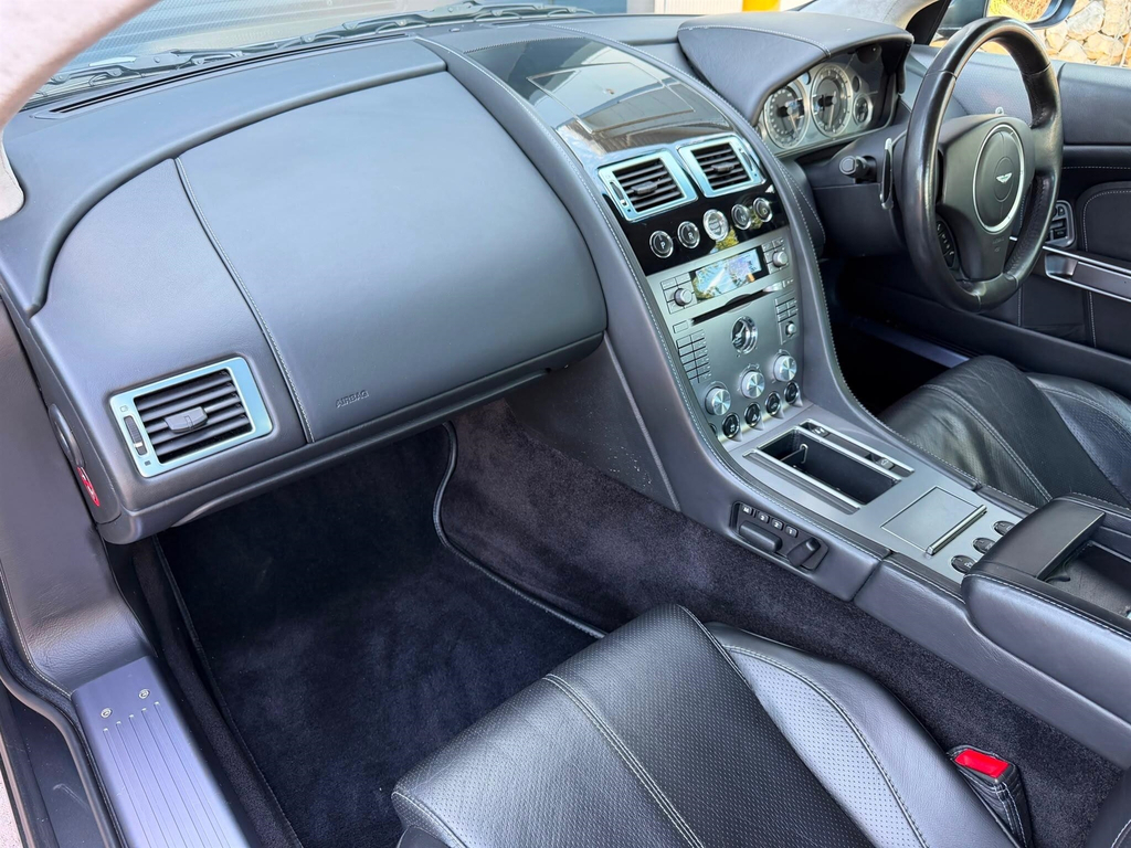 Aston Martin DB9 Unknown U5382 Silver #21