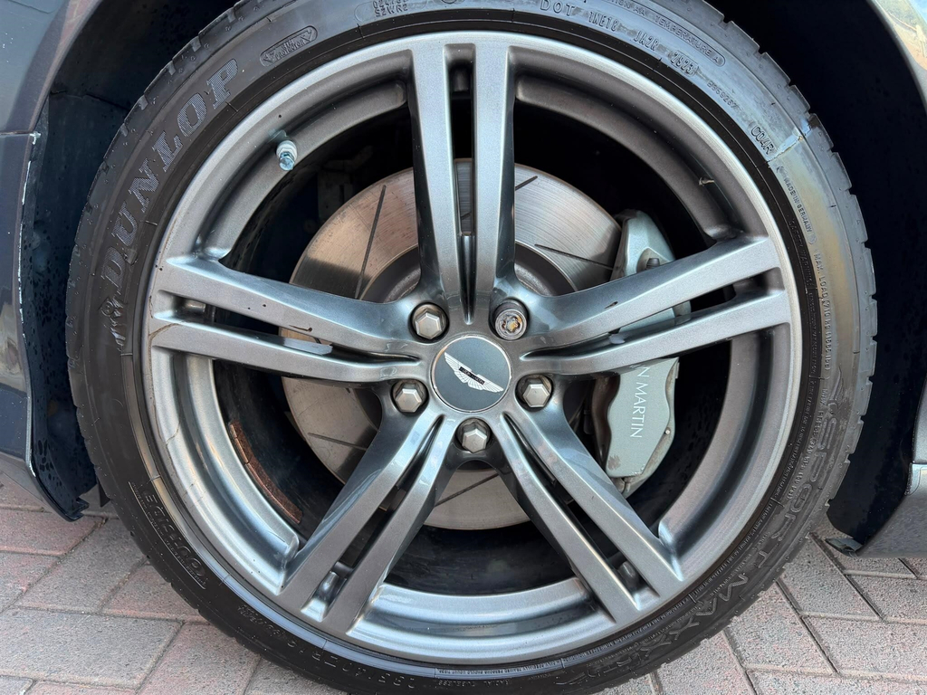 Aston Martin DB9 Unknown U5382 Silver #26