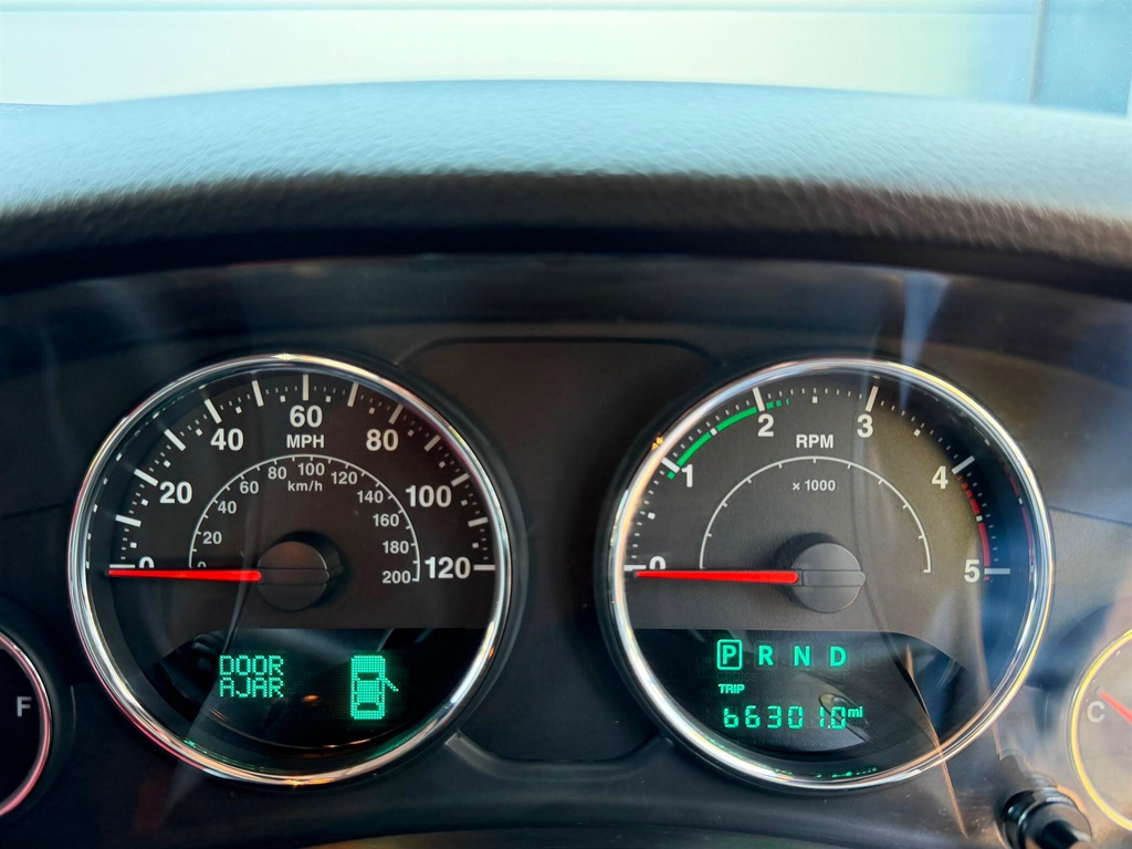 Jeep Wrangler 2.8L Night Eagle Purple #16