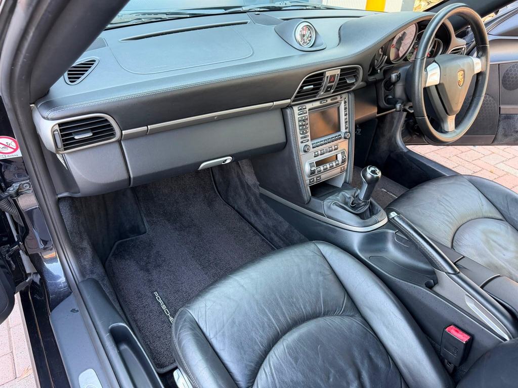 Porsche 911 Coupe Silver #23