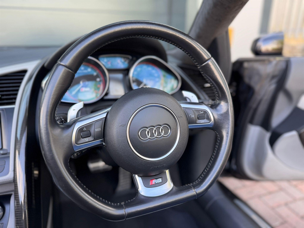 Audi R8 Spyder Quattro V10 4Wd Blue #25