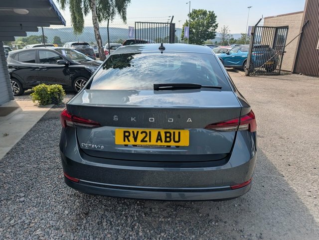 Skoda Octavia 2021 1.5 Tsi Act Se L First Edition Hatchback Grey #4