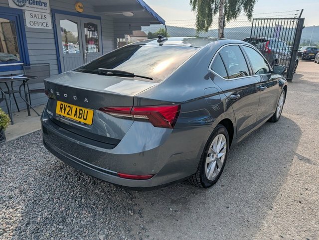 Skoda Octavia 2021 1.5 Tsi Act Se L First Edition Hatchback Grey #3