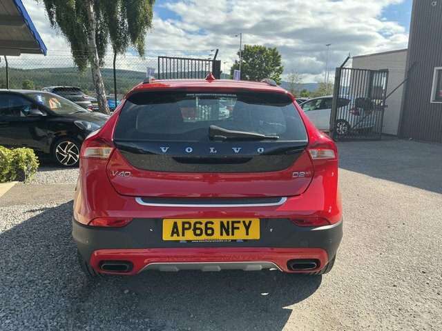 Volvo V40 Cross Country 2017 2.0 D2 Pro Hatchback Euro 6 AP66NFY Red #4