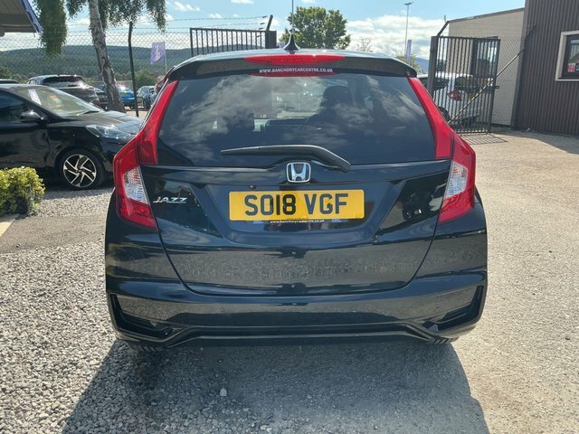 Honda Jazz 2018 1.3 I-vtec Ex Hatchback Eur Black #4