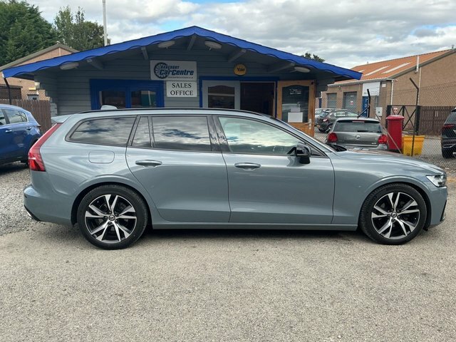 Volvo V60 2021 2.0 B4 Mhev R-design Estate Hybrid Grey #2