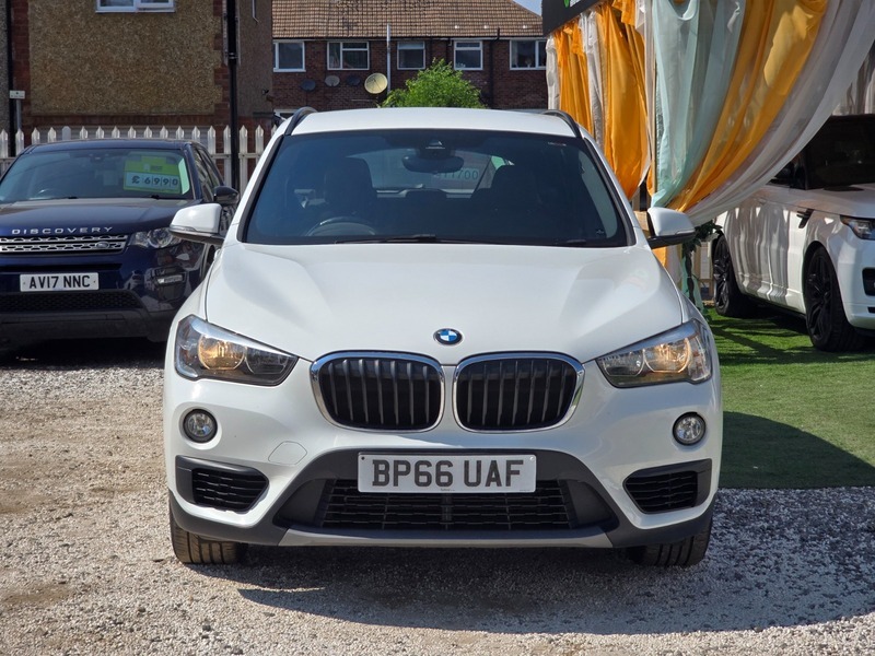 BMW X1 2.0 18D Se BP66UAF White #2