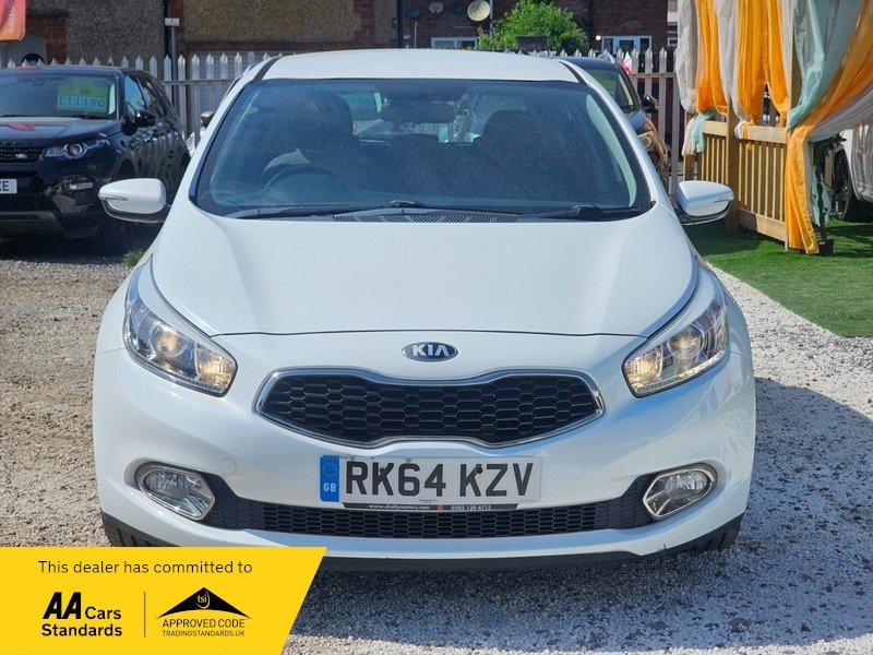 Kia Ceed 1.6 Gdi Ecodynamics 2 White #2