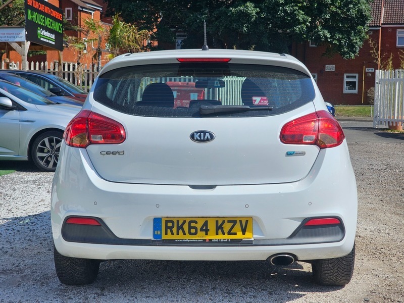 Kia Ceed 1.6 Gdi Ecodynamics 2 White #6