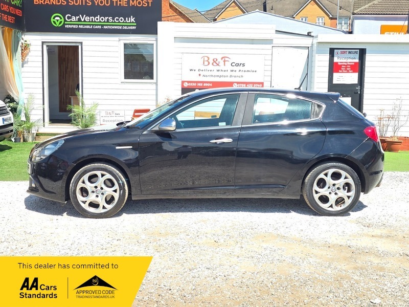 Alfa Romeo Giulietta 1.4 Tb Multiair Super Black #5