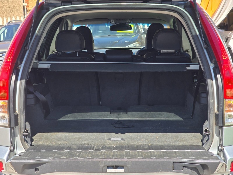 Volvo XC90 4X4 2.4 D5 Es Geartronic 4Wd 201161 Black #38