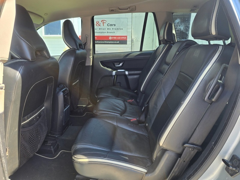 Volvo XC90 4X4 2.4 D5 Es Geartronic 4Wd 201161 Black #17