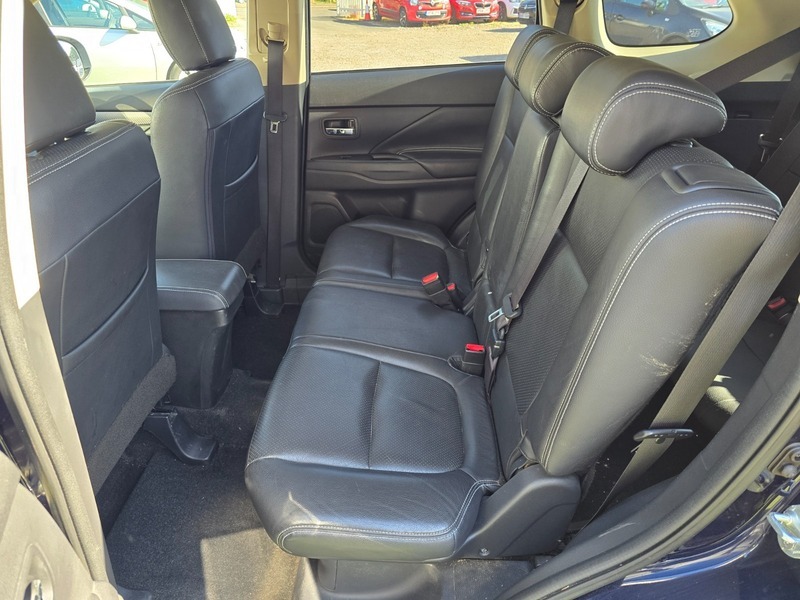 Mitsubishi Outlander 2.2 Di-d Gx5 Blue #17