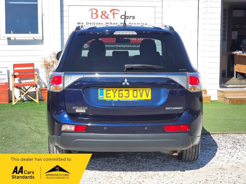 Mitsubishi Outlander 2.2 Di-d Gx5 Blue #9
