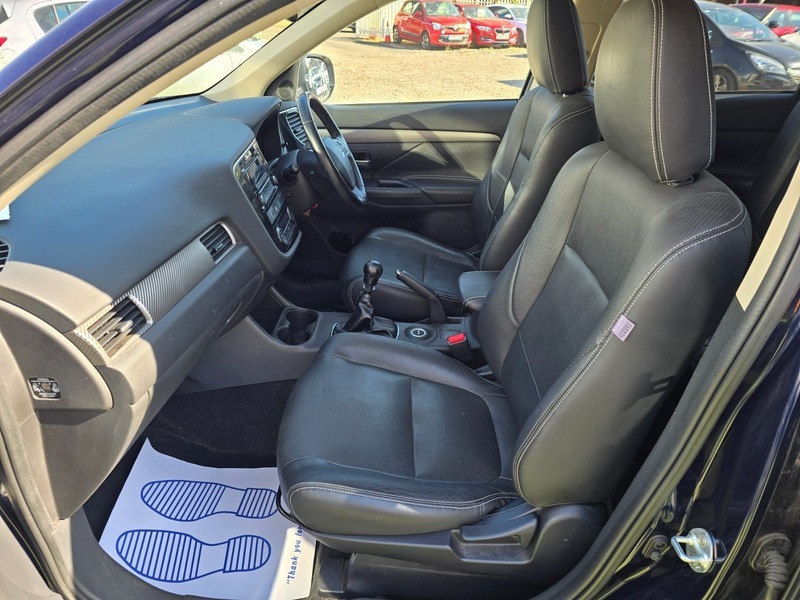 Mitsubishi Outlander 2.2 Di-d Gx5 Blue #19