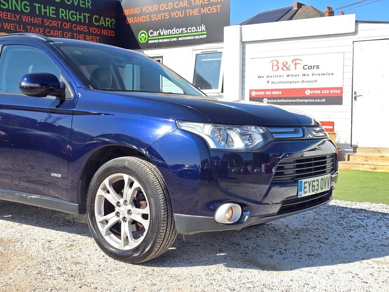 Mitsubishi Outlander 2.2 Di-d Gx5 Blue #44
