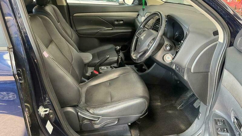 Mitsubishi Outlander 2.2 Di-d Gx3 4Wd Blue #4