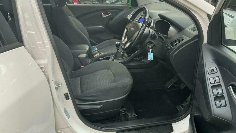 Hyundai Ix35 1.6 Gdi Style Euro White #4