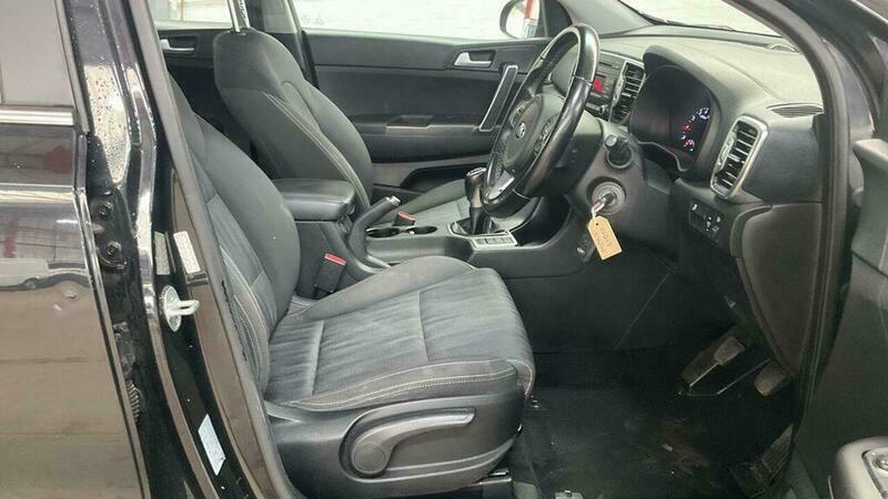 Kia Sportage 1.6 Gdi 1 Euro Black #4
