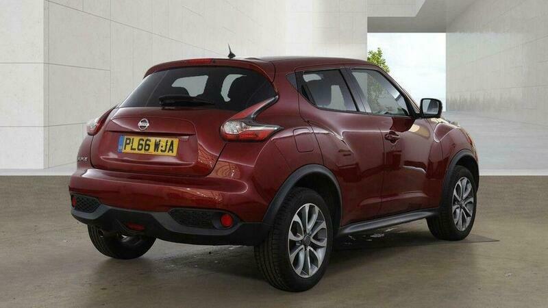 Nissan Juke 1.6 Tekna Xtron Euro Red #5
