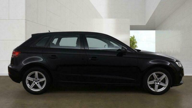 Audi A3 1.6 Tdi Se Sportback Black #6
