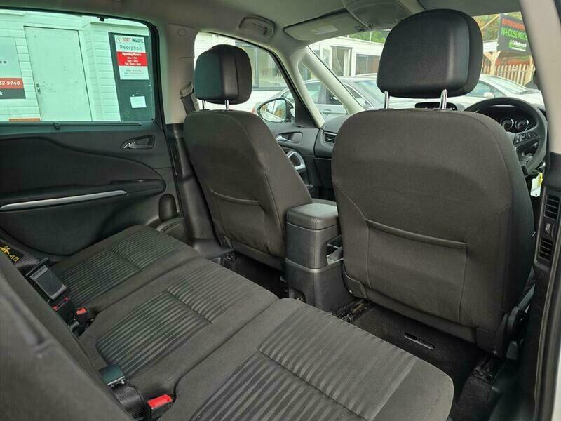 Vauxhall Zafira 1.8 Tech Line Black #15