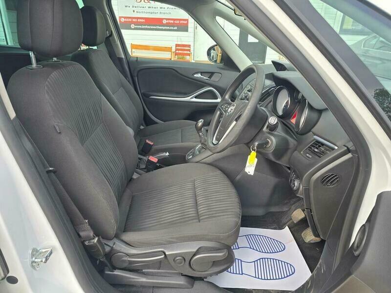 Vauxhall Zafira 1.8 Tech Line Black #11