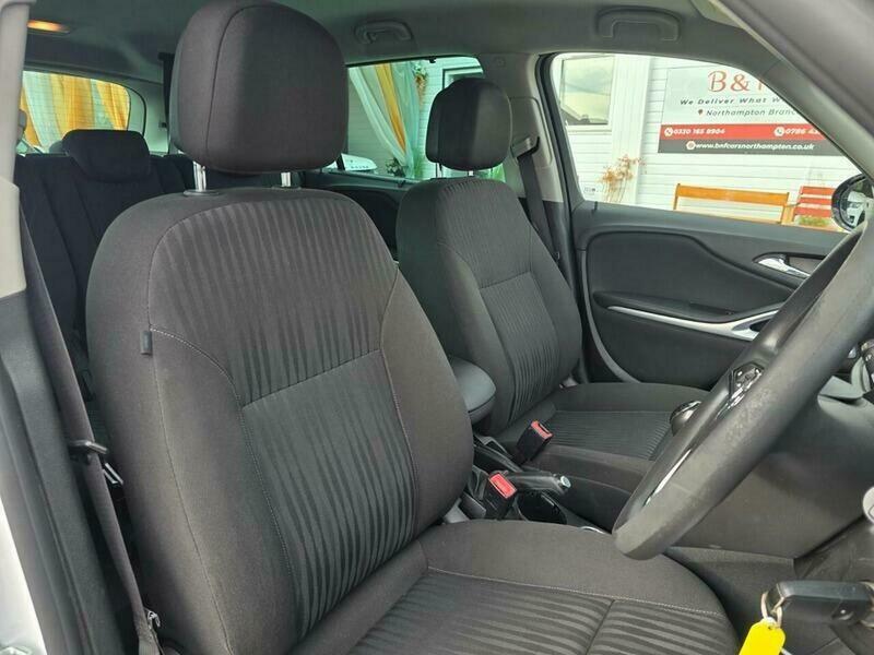 Vauxhall Zafira 1.8 Tech Line Black #12