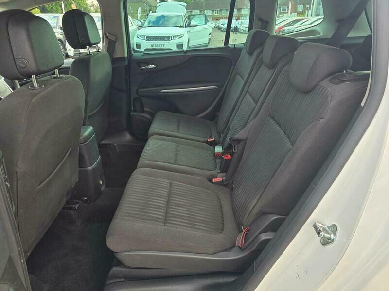Vauxhall Zafira 1.8 Tech Line Black #18