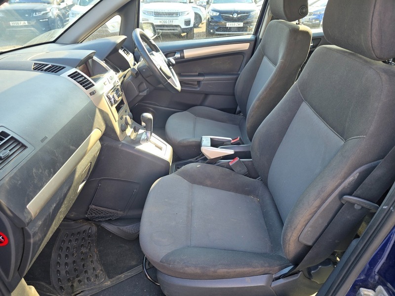 Vauxhall Zafira  Beige #10