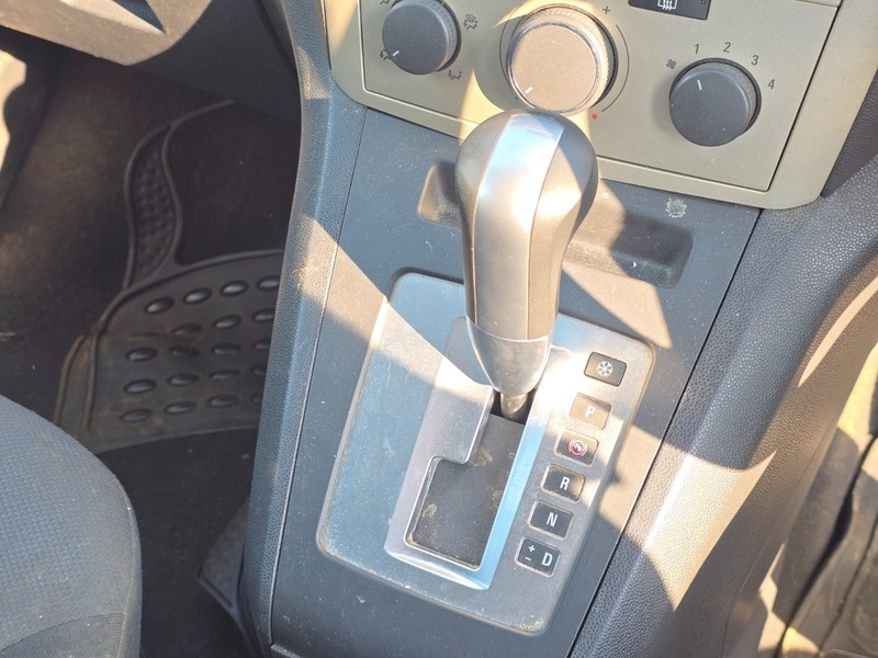 Vauxhall Zafira  Beige #18