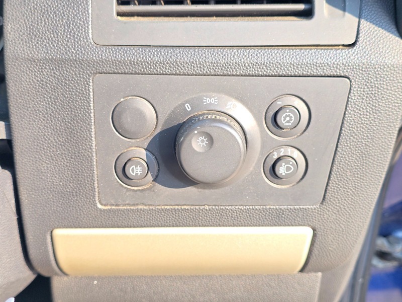 Vauxhall Zafira  Beige #17