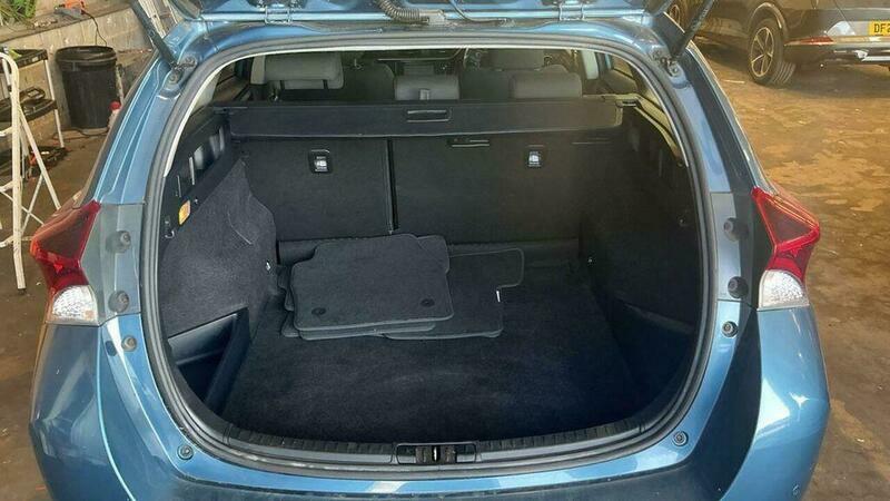 Toyota Auris D-4d Design Grey #12