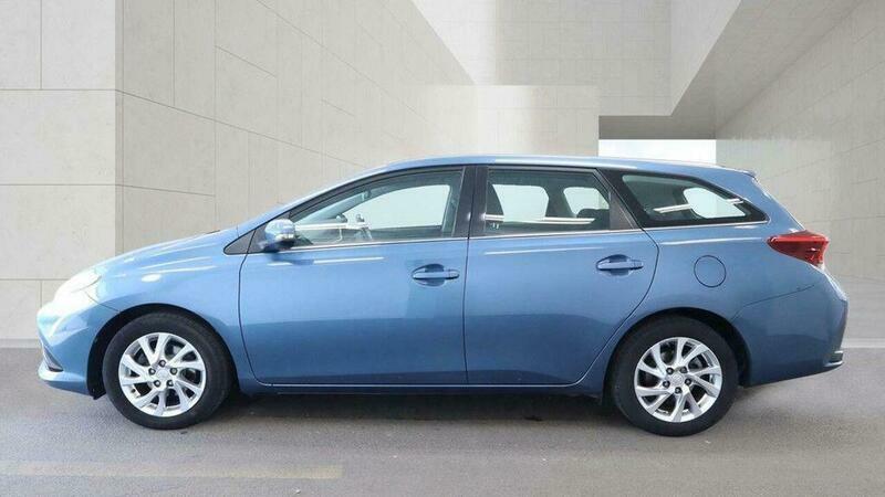 Toyota Auris D-4d Design Grey #8