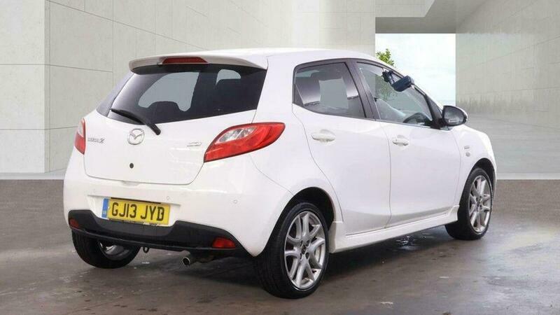 Mazda 2 1.3 Venture Euro 5 White #6