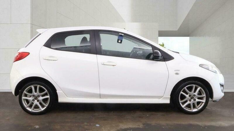 Mazda 2 Sport 1.5 U1898 Ulez White #9
