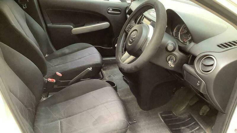 Mazda 2 1.3 Venture Euro 5 White #4